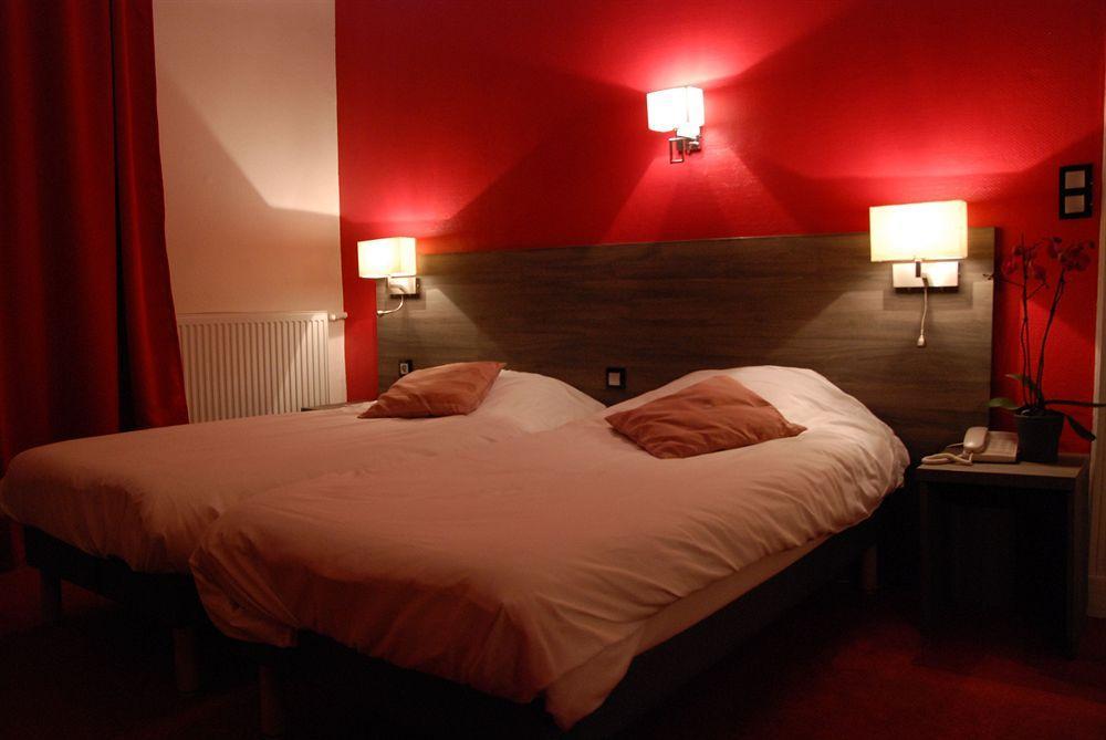 Hotel Actuel Chambery Centre Gare Экстерьер фото